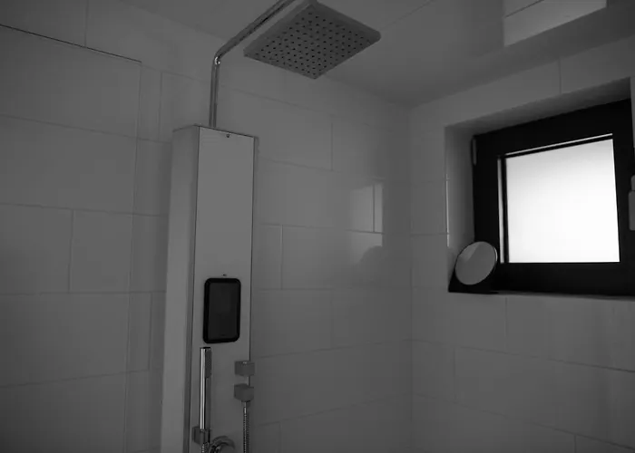 Garden Oasis By The Artspace أوباتيا