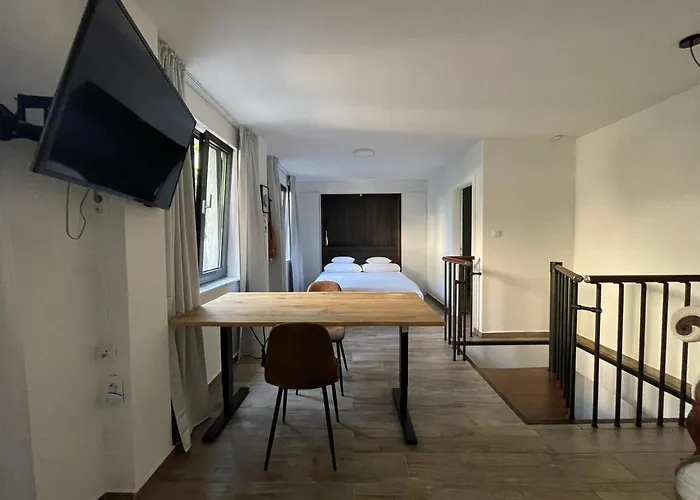 דירה Garden Oasis By The Artspace