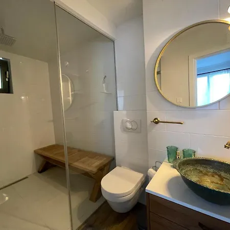 Garden Oasis By The Artspace Appartement